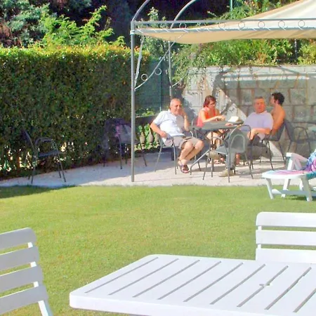 Apartment In A On Maggiore Near The Verbania